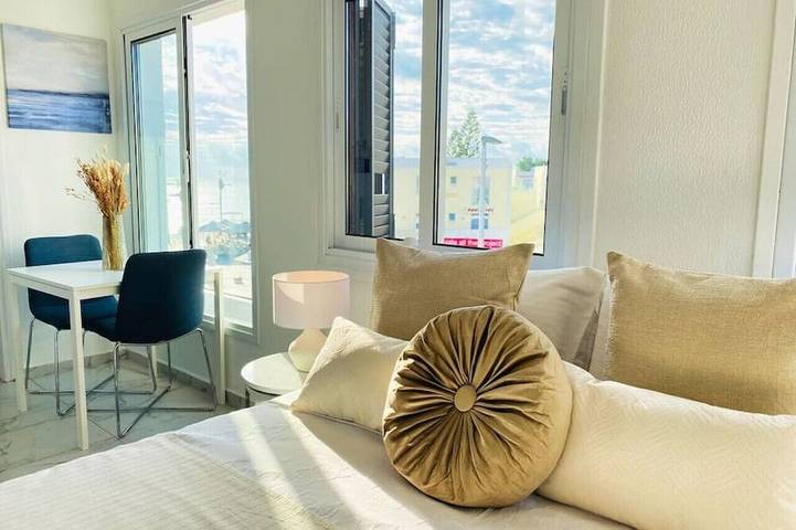 Ganze Wohnung, Phaedrus Living : Luxury Flat Lighthouse 75 in Paphos, Südzypern