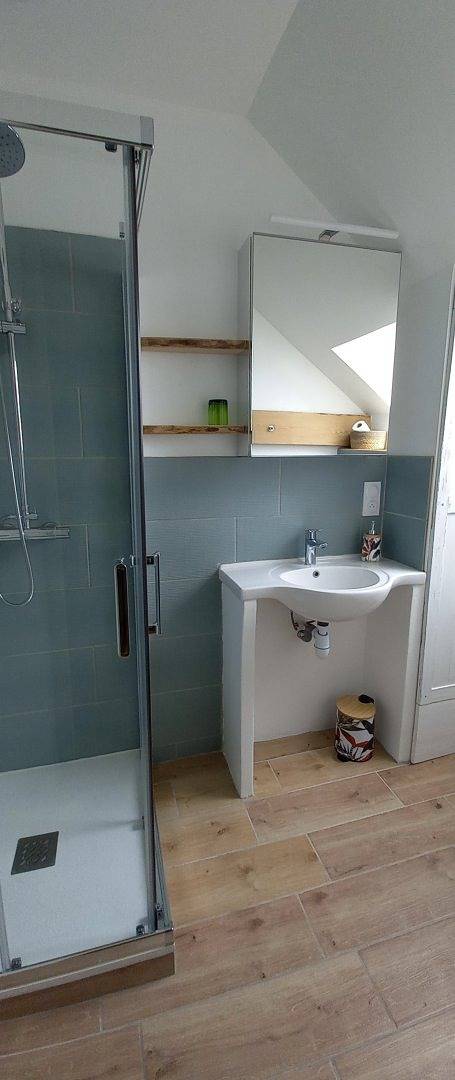 Chambres d'hotes Un R' de Jardin - Chambre Terracotta in Château-Landon, Seine-et-Marne