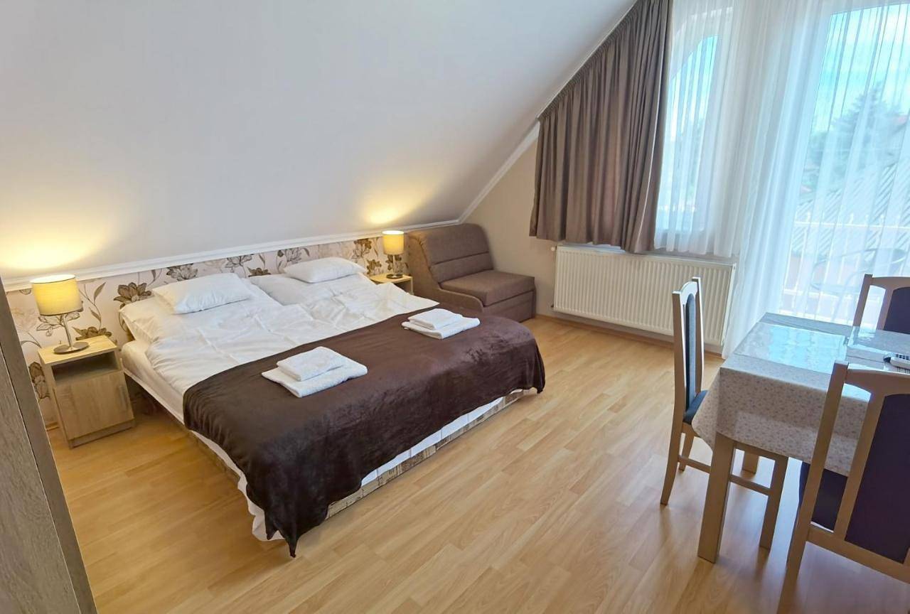 Cały apartament, Enci Apartman in Hajdúszoboszló, Hajdúszoboszlói járás