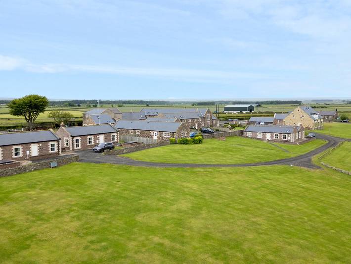 Entire studio, St. Cruz in Northumberland