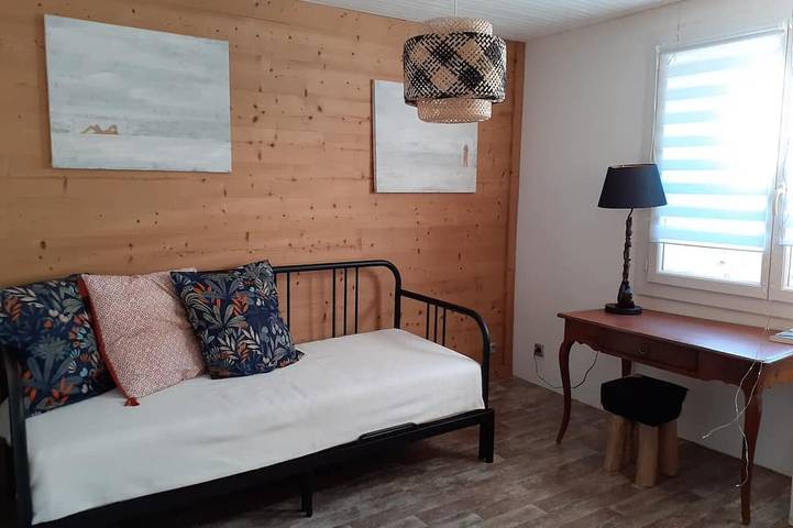 Location de vacances pour 4 personnes, avec terrasse et jardin à Fontrabiouse - 2