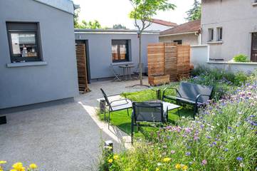 Gîte pour 2 personnes, avec jardin à Orly (Île de France)