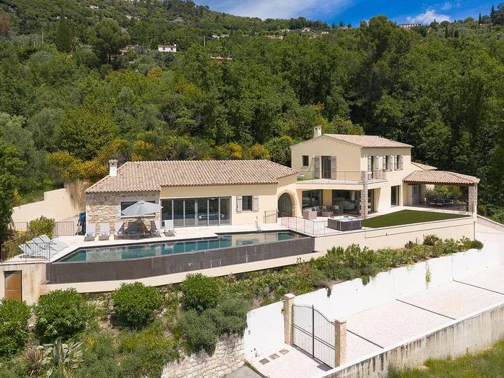 Location de vacances pour 14 personnes, avec piscine et jardin à Spéracèdes - 4