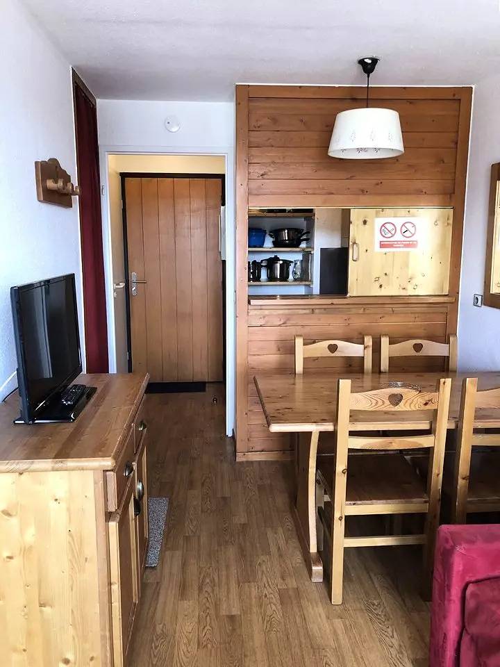 Entire apartment, Residence Of Christiania Apt 80 in Huez, Écrins National Park