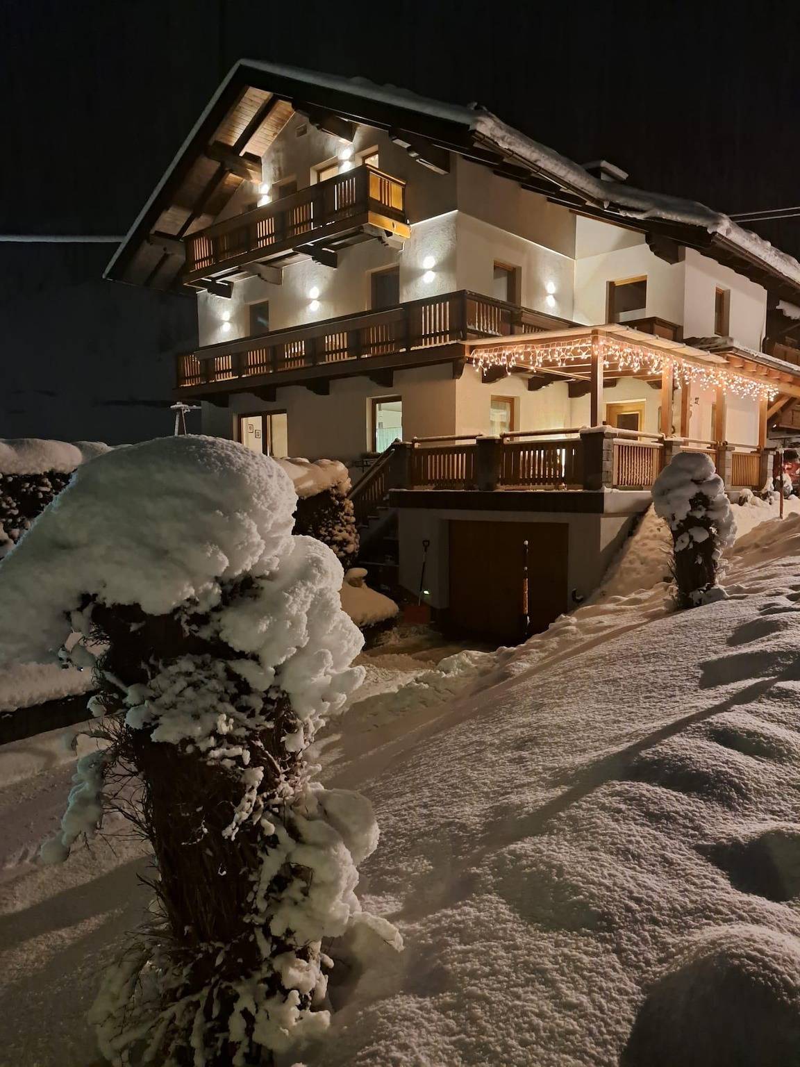 Ganze Ferienwohnung, Ferienwohnung für 6 Personen mit Balkon in Sankt Jakob in Defereggen, Bezirk Lienz