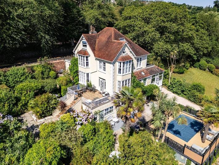 Chambre d’hôte pour 2 personnes, avec Terrasse et Jardin ainsi que Piscine et Vue à Torquay - 2