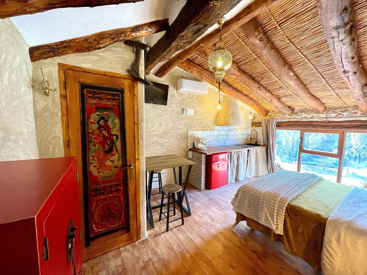 Appartamento intero, Appartamento 'Druida' con vista sulle montagne e aria condizionata in Olba, Teruel e dintorni