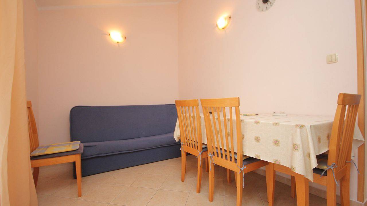 Ganze Ferienwohnung, Ferienwohnung für 5 Personen (45 m²) in Kraj in Kraj, Pasman