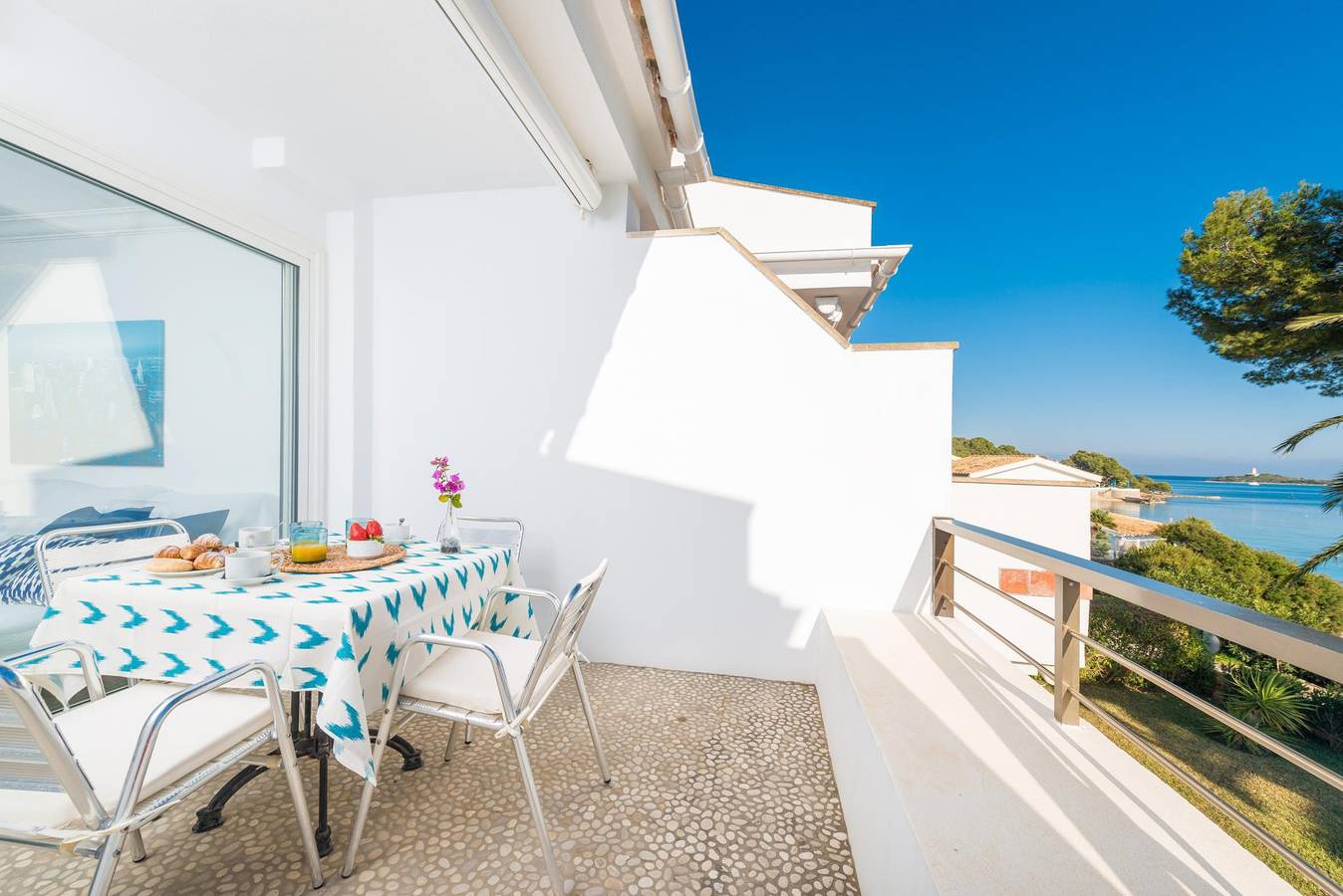 Ganze Ferienwohnung, Sun Of Alcanada - Apartment mit Meerblick in Alcanada. Wifi gratis in Alcanada, Alcúdia