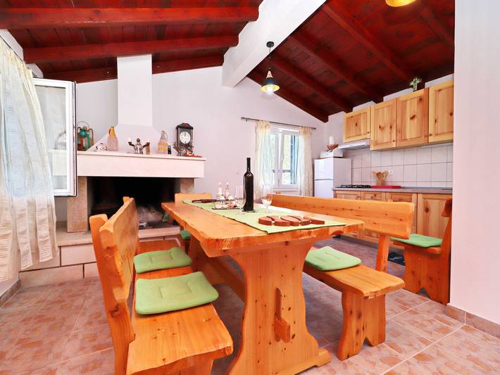 Ferienhaus für 3 Personen mit Pool in Žrnovo, Korcula