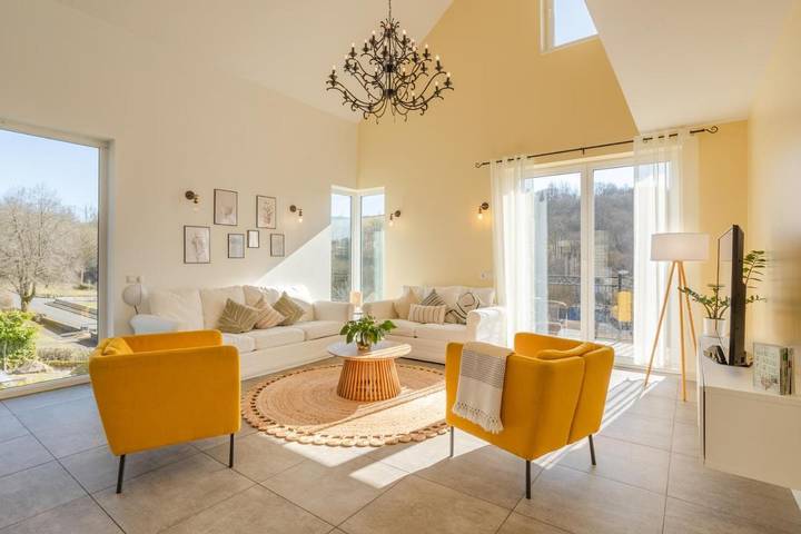 Villa für 11 Personen, mit Balkon und Sauna sowie Pool und Whirlpool - 1