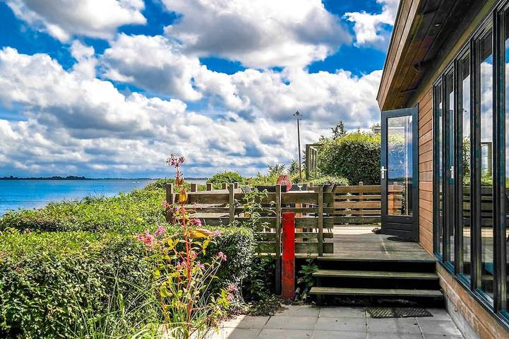 6 Erw Chalet mit eigenem Wasserzugang und Sauna am Lauwersmeer Nationalpark in Oostmahorn, Dongeradeel