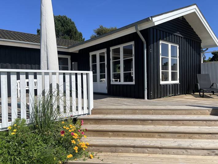 Ferienhaus mit Meerblick für 6 Personen, mit Seeblick und Garten sowie Terrasse