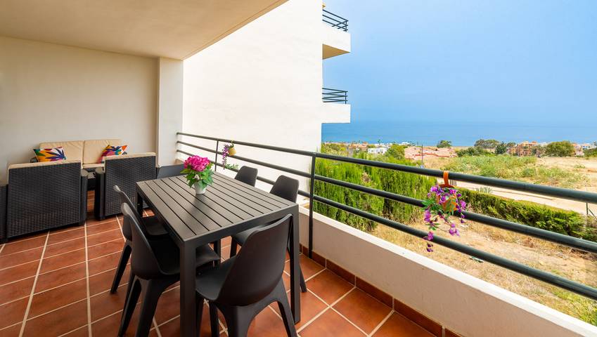 Ferienwohnung für 7 Personen, mit Terrasse und Garten sowie Kinderpool in Manilva - 2