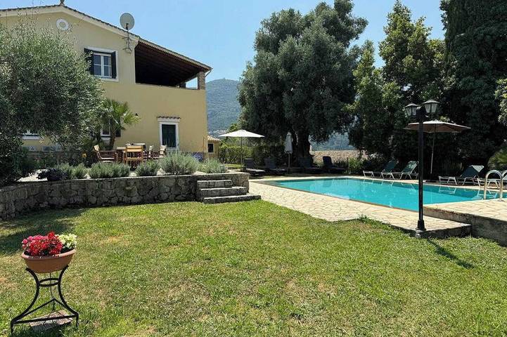 Villa für 8 Personen, mit Balkon und Garten, mit Haustier - 1