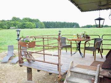 Gîte pour 2 personnes, avec terrasse et jardin à Bièvre