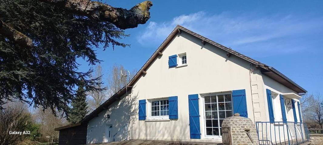 Gîte pour 5 personnes, avec vue et jardin à Saint-Julien-sur-Sarthe