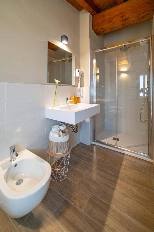 Geheel appartement, Agriturismo Cascina Carai in Marone, Gemeente Marone