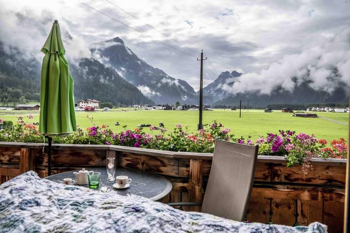 Ferienwohnung für 4 Personen, mit Balkon im Ötztal - 2