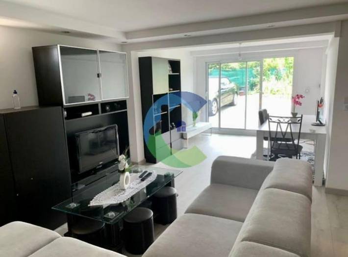 Gîte pour 4 personnes, avec jardin à Morangis