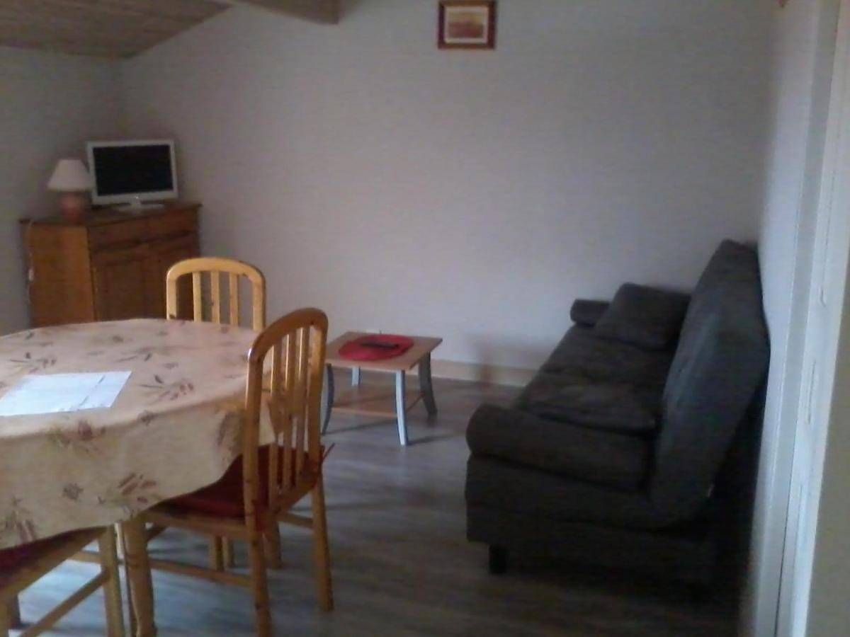 Appartement entier, Coquet T2 avec parking et Clim in Prigonrieux, Périgord Pourpre