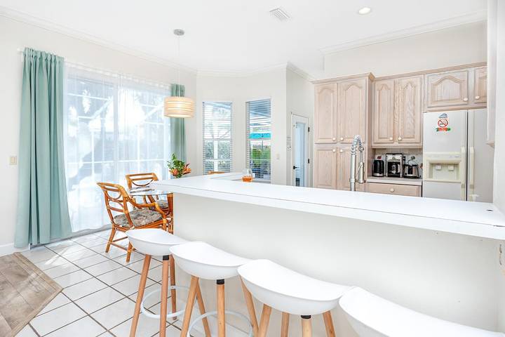 Vacation rental for 8 people, with hot tub and yard in Palm Harbor