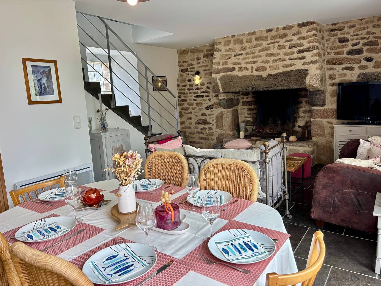 Casa de vacaciones 'Ty Marianne' con terraza, jardín privado y Wi-Fi in Ploemeur, Côte des Mégalithes