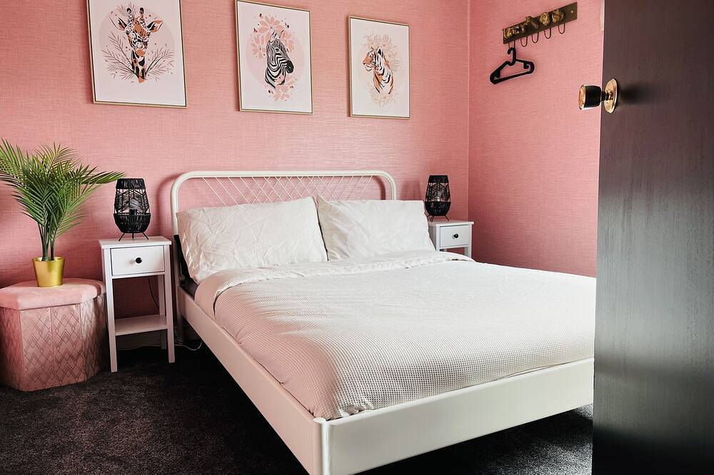 The Heather Dew, Portstewart. Boutique home, 5 minutes walk from the promenade. in Portstewart, Grafschaft Londonderry