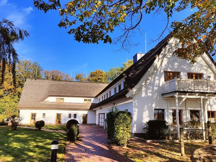 Ferienhaus für 4 Personen, mit Terrasse und Garten in Middelhagen