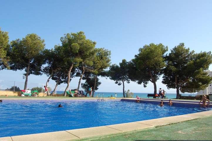 Appartement de vacances pour 6 personnes, avec vue ainsi que jardin et balcon