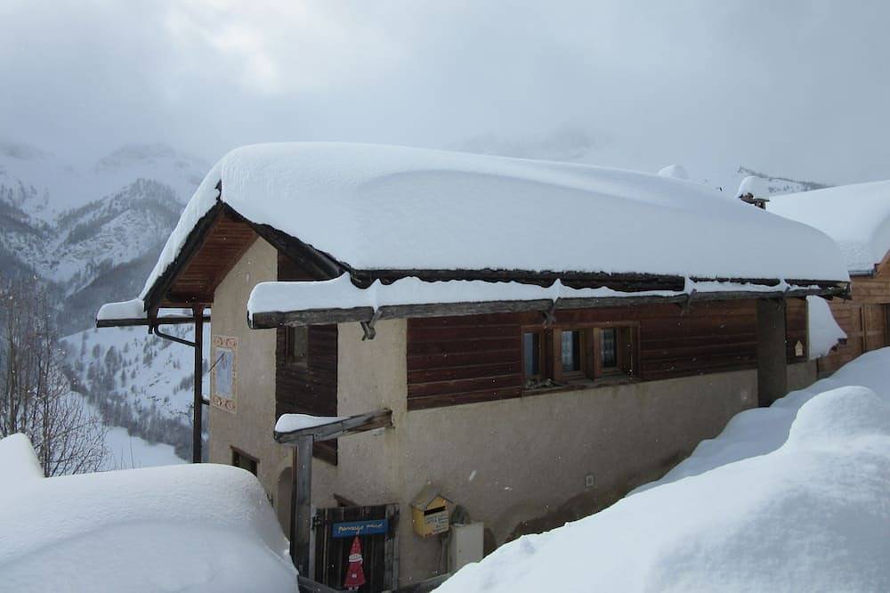 Appartement entier, Appartement 2/4 per. 340 à 471€/semaine. in Saint-Véran, Queyras