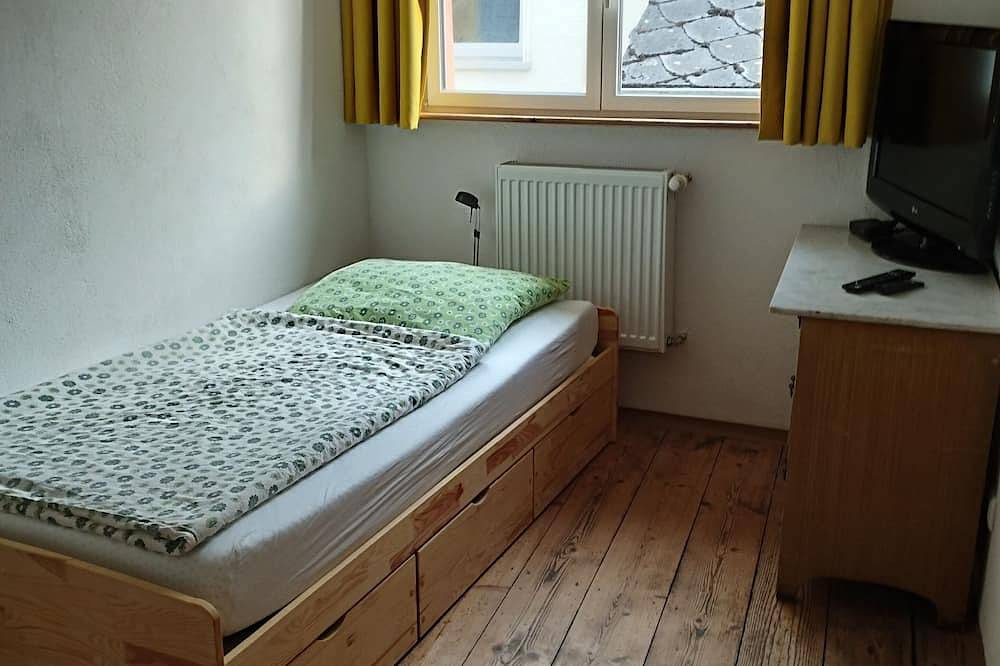 Liebevoll renoviertes Ferienhaus im Herzen von Lösnich in Lösnich, Bernkastel-Kues & Umgebung
