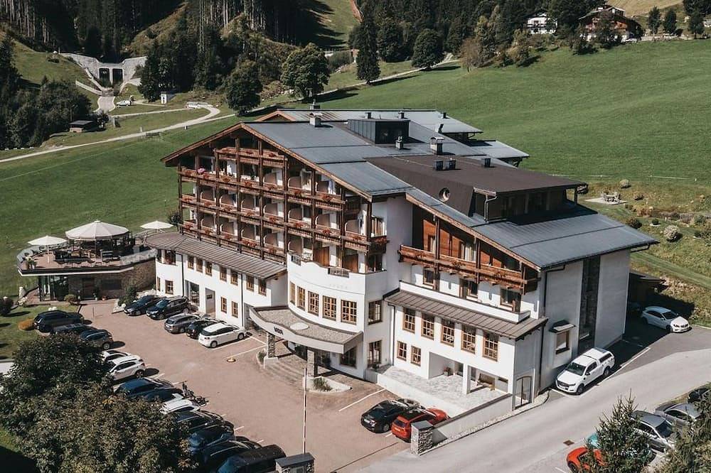 Superior Zimmer inkl. Frühstück - Vaya Zell am See in Zell am See (Stadt), Zell am See