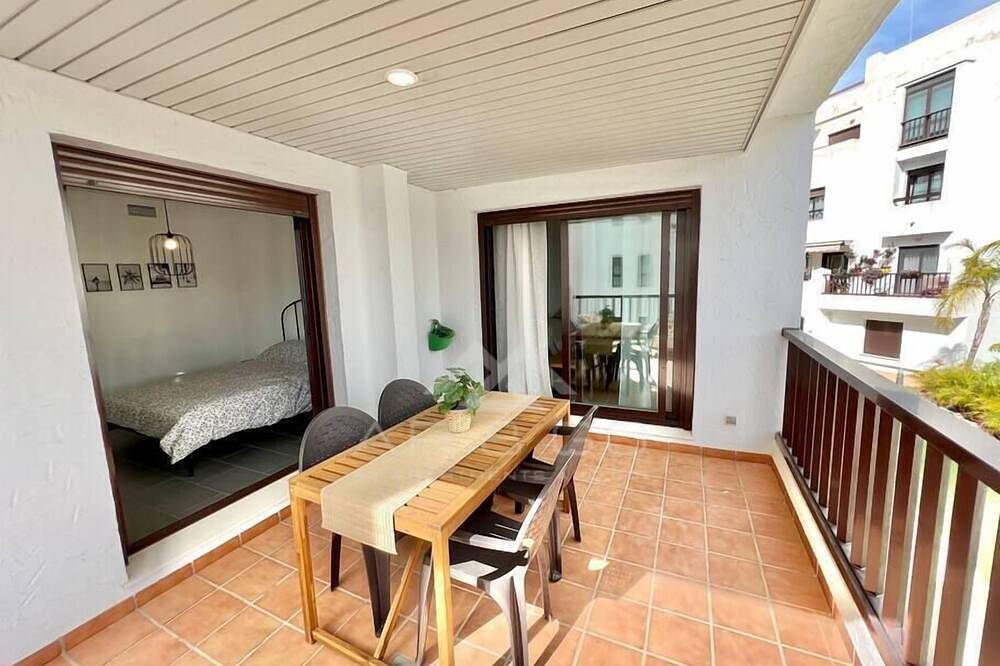 Entire apartment, Oasis & Spa Apartment in Salobreña, Costa Tropical