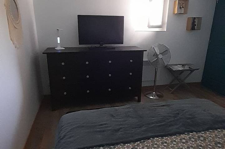 Gîte pour 2 personnes, avec piscine ainsi que jardin et terrasse à Saint-André-de-Roquelongue - 3