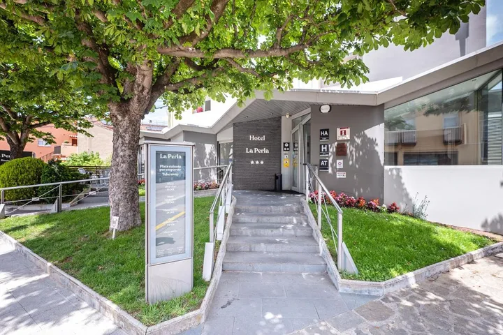 Hotel para 2 personas, con jardín - 1
