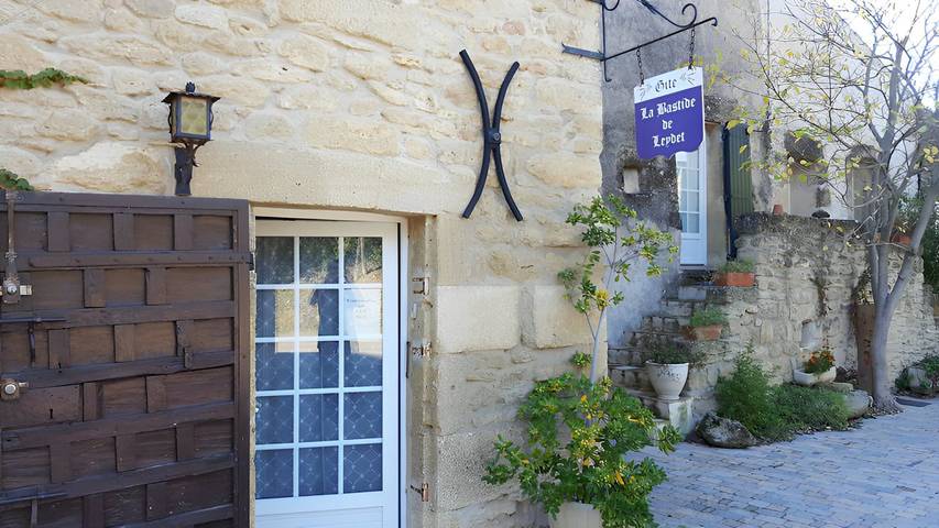 Gîte pour 6 personnes, avec jardin