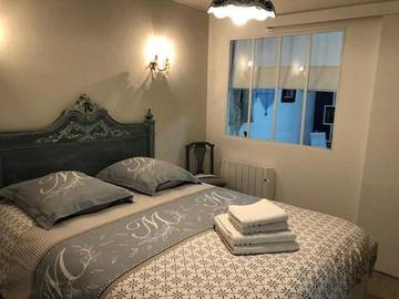 Gîte pour 2 personnes, avec terrasse ainsi que jacuzzi et jardin à Rosières