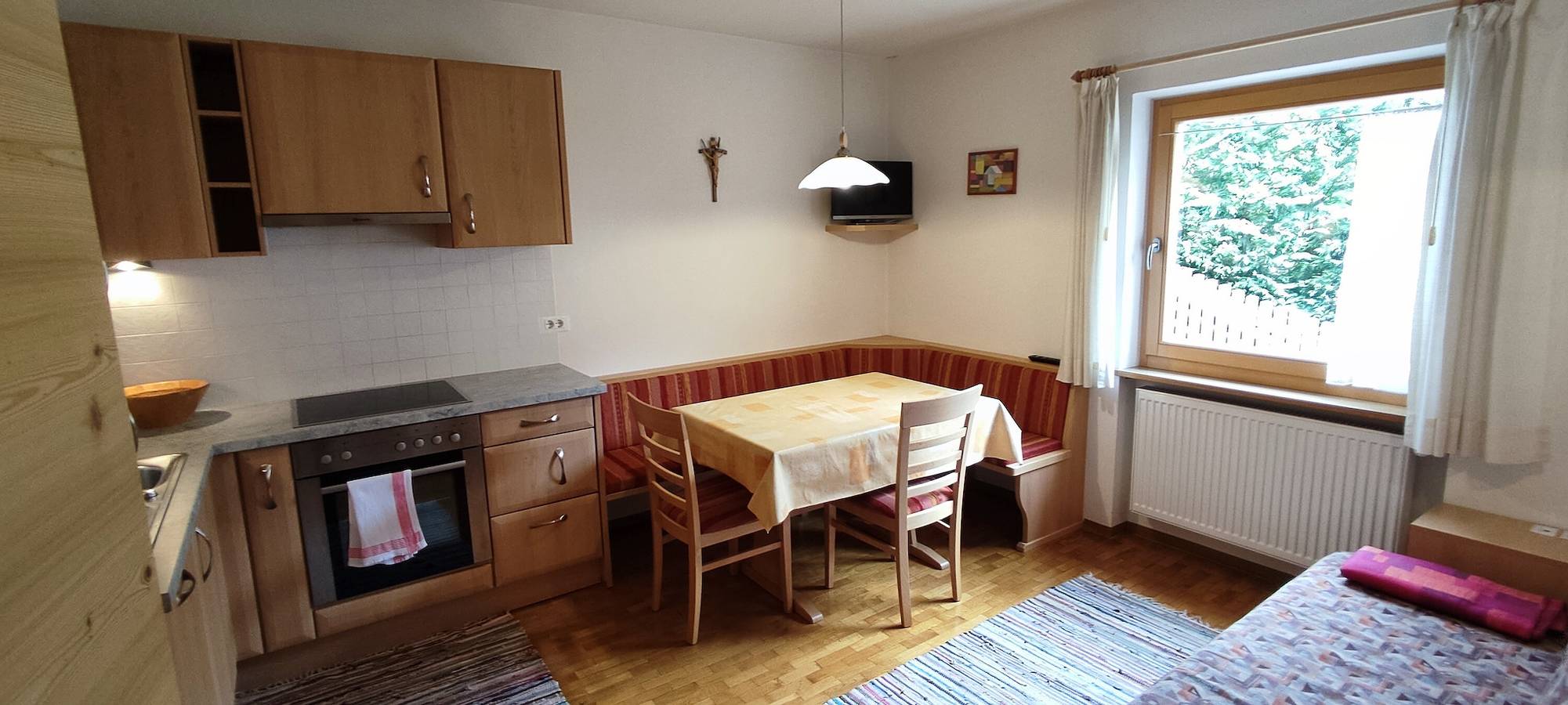 Entire apartment, Apartment 'Goller Pilat' with Mountain View, Private Terrace and Wi-Fi in Ortisei, Dolomiti Superski