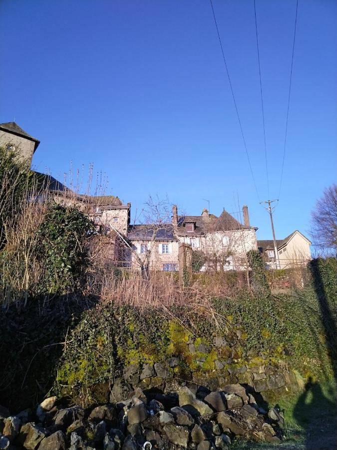 Location de vacances pour 10 personnes, avec jardin à Mur-de-Barrez - 2