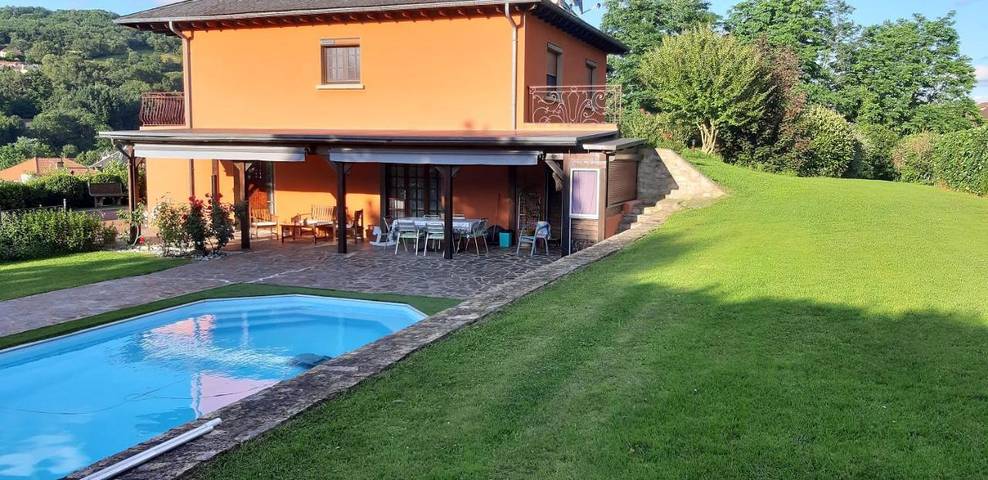 Location de vacances pour 2 personnes, avec jardin ainsi que piscine et vue à Firmi - 4