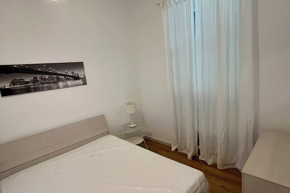 Entire apartment, Rome Ostia  100 mt Sea in Ostia, Rome