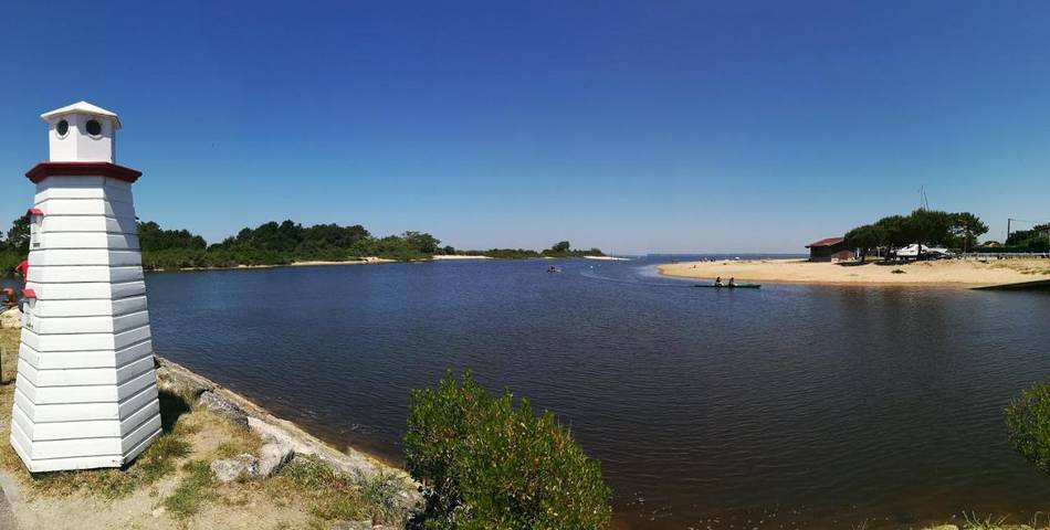Camping pour 4 personnes, avec jardin ainsi que terrasse et piscine à Gujan-Mestras - 4