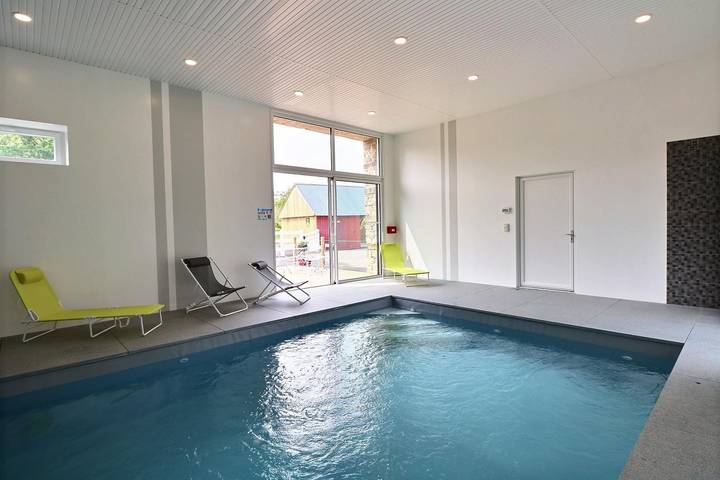 Gîte pour 8 personnes, avec piscine et terrasse, animaux acceptés - 1