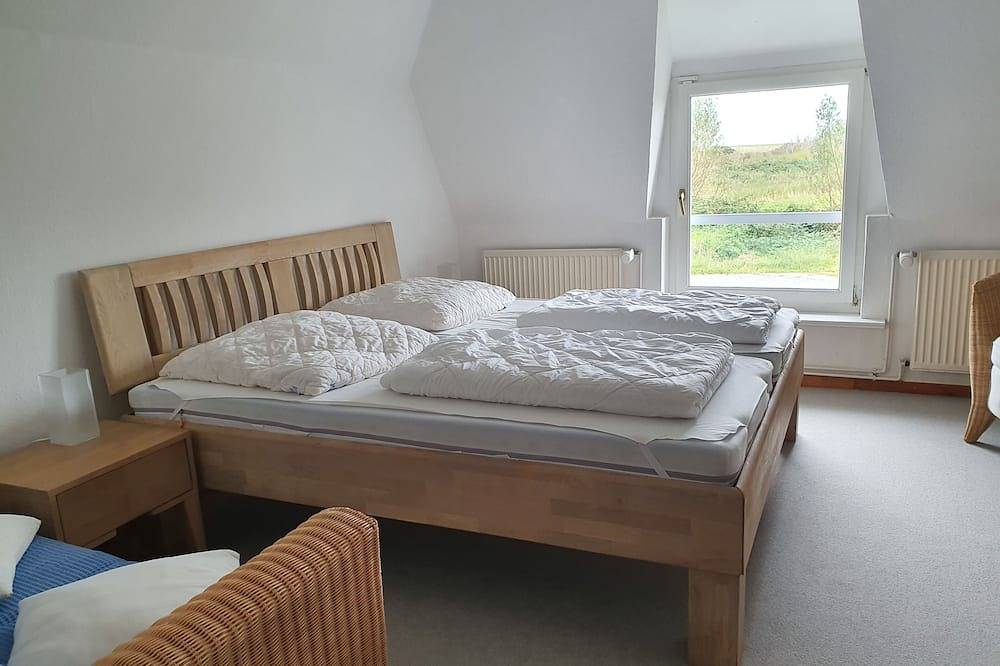 Ganze Wohnung, Strandvergnügen und Weltnaturerbe – traumhafte Alleinlage in St. Peter-Ording in St. Peter-Ording, Eiderstedt