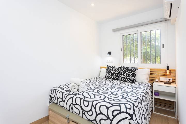 Entire apartment, Home2Book Bright Apt. with Pool, Los Cristianos in Playa de las Américas, Arona
