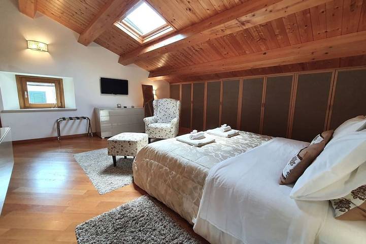 Appartement entier, Joli appartement pour 4 personnes avec climatisation, WIFI et TV in Modica (town), Modica
