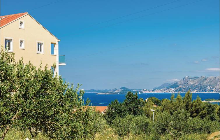 Holiday apartment for 2 people, with Terrace in Cavtat