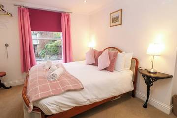 Cottage for 8 People in Derbyshire, Midlands, Photo 1