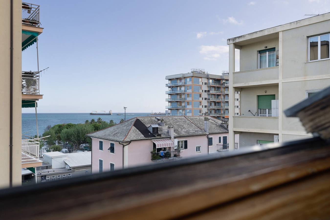 Estudio entero, Apartamento 'Mansarda Sotto Le Stelle' con vistas al mar, Wi-Fi y aire acondicionado in Savona (City), Savona